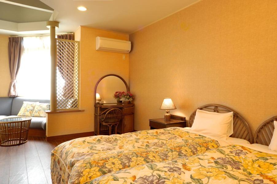 Petit Resort Hotel Alcyon Ito  Buitenkant foto